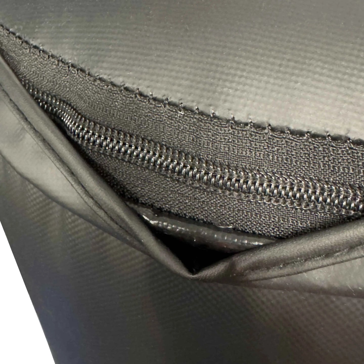 Gym Gear 40kg 4ft punch bag with chain and swivel for boxing training, shown hanging with padded surface and metal fittings.